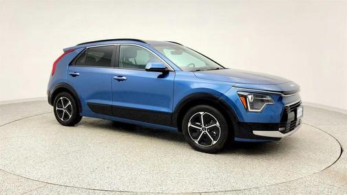 2023 Kia Niro SX