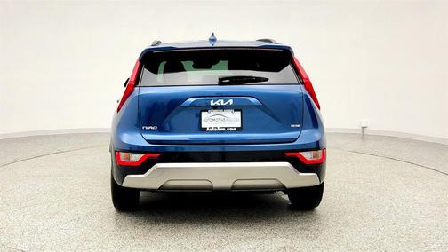 2023 Kia Niro SX