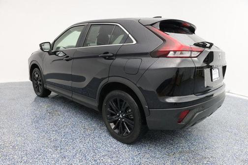 2023 Mitsubishi Eclipse Cross LE