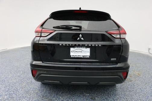 2023 Mitsubishi Eclipse Cross LE