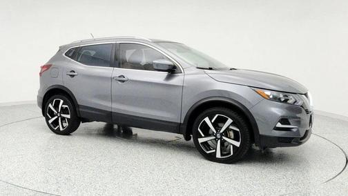 2022 Nissan Rogue Sport SL
