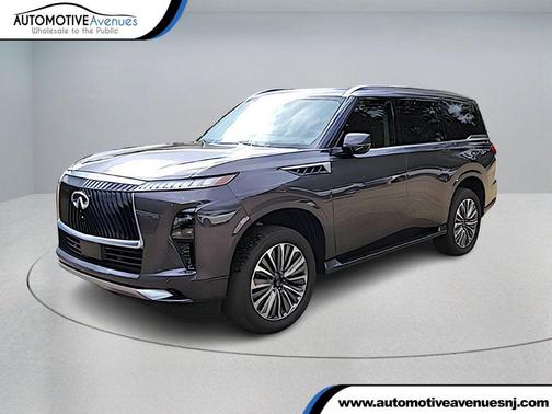 2025 INFINITI QX80 Luxe