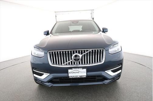 2023 Volvo XC90 B6 Plus 7-Seater