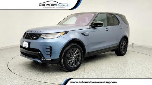 2023 Land Rover Discovery P300 S R-Dynamic