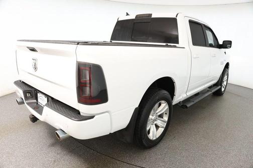 2016 RAM 1500 Sport