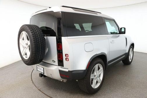 2023 Land Rover Defender 90 SE