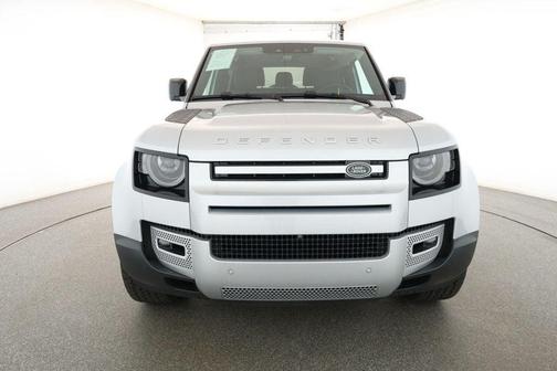 2023 Land Rover Defender 90 SE