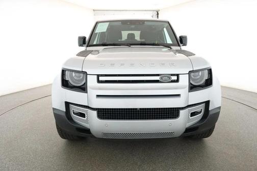 2023 Land Rover Defender 90 SE