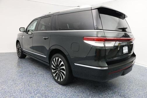 2022 Lincoln Navigator Black Label