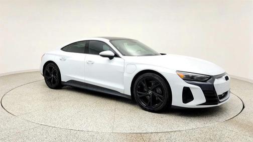 Suzuka Gray Metallic 2024 Audi e-tron GT Premium Plus quattro