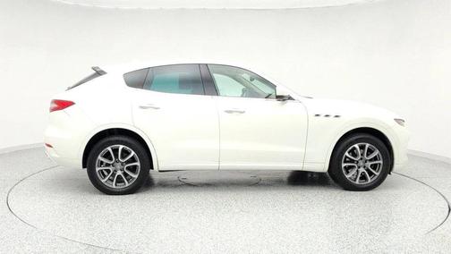 2017 Maserati Levante S