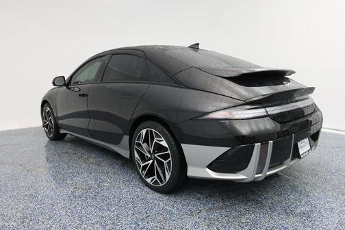 2023 Hyundai IONIQ 6 Limited