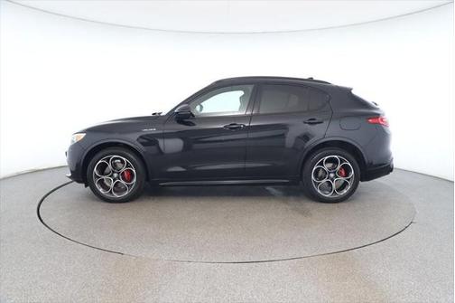 2022 Alfa Romeo Stelvio Ti