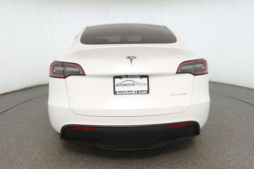 2023 Tesla Model Y Long Range AWD