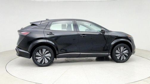 2024 Nissan ARIYA ENGAGE