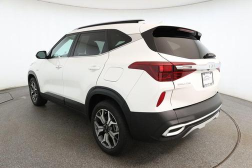 2022 Kia Seltos EX