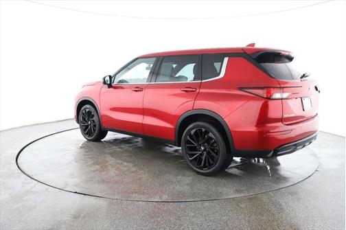 2023 Mitsubishi Outlander SE Black Edition S-AWC