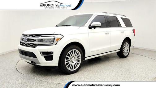 STAR WHITE MET TRI-COAT 2024 Ford Expedition Platinum