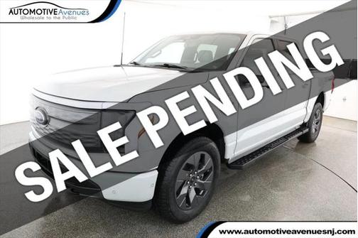 2023 Ford F-150 Lightning LARIAT