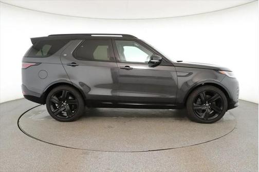 2024 Land Rover Discovery P360 Dynamic SE