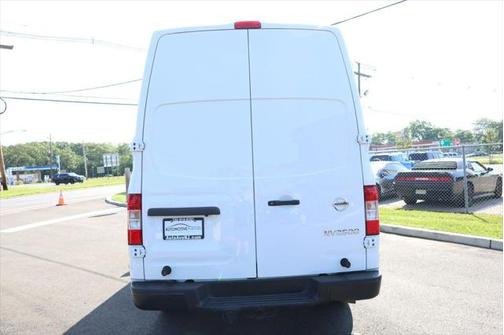 2021 Nissan NV Cargo NV2500 HD S V6