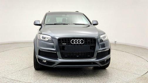 Graphite Gray Metallic 2015 Audi Q7 3.0T S line Prestige