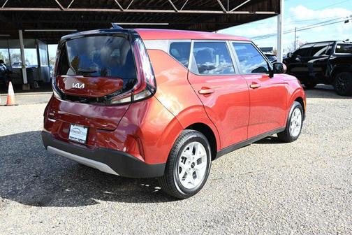 2023 Kia Soul LX