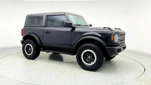 2022 Ford Bronco 2 Door Advanced 4x4 with Sasquatch Package & 2.7 EcoBoost Engine