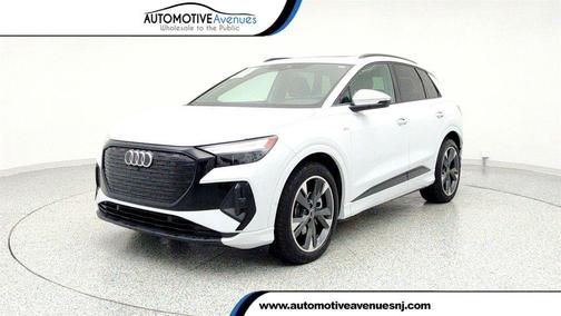 2024 Audi Q4 e-tron Premium Plus 55 quattro
