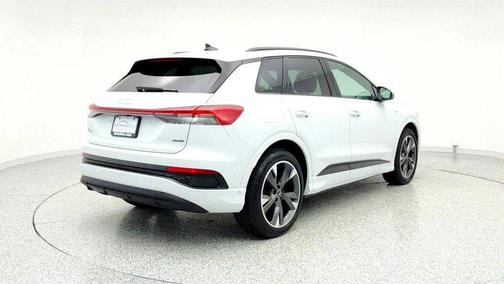 2024 Audi Q4 e-tron Premium Plus 55 quattro