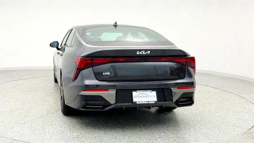 2025 Kia K5 EX
