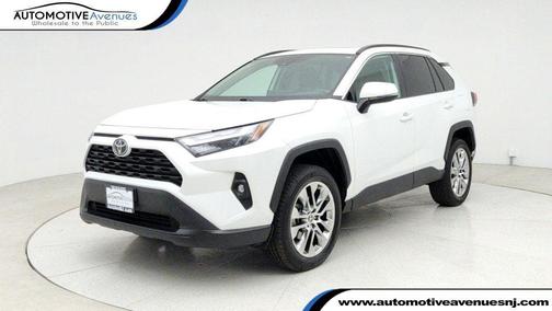 2025 Toyota RAV4 XLE Premium