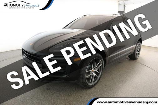 2022 Porsche Macan AWD