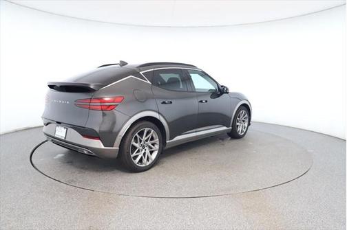 2024 Genesis GV60 Advanced AWD