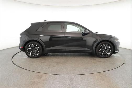 2022 Hyundai IONIQ 5 SE
