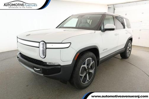 2024 Rivian R1S Adventure Dual-Motor Large Pack