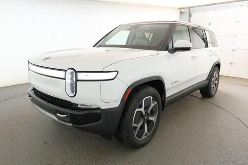 2024 Rivian R1S Adventure Dual-Motor Large Pack