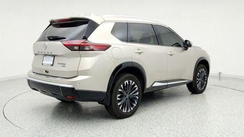 2025 Nissan Rogue Platinum