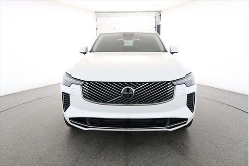 2025 Volvo XC90 Plug-In Hybrid T8 Ultra 7-Seater