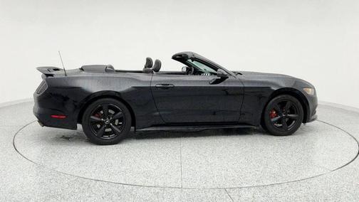 2017 Ford Mustang V6