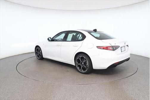 2024 Alfa Romeo Giulia Ti
