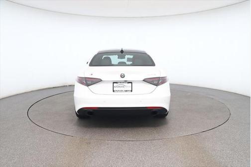 2024 Alfa Romeo Giulia Ti