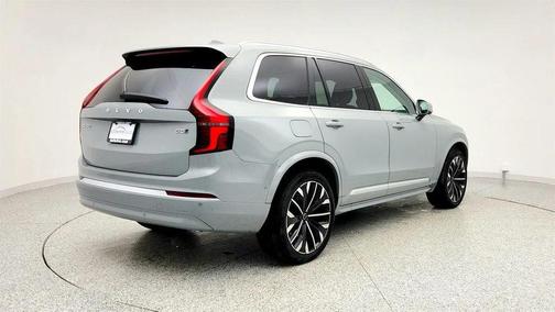 2025 Volvo XC90 B5 Plus 7-Seater