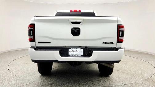 Bright White Clearcoat 2024 RAM 2500 Big Horn Crew Cab 4x4 6'4' Box