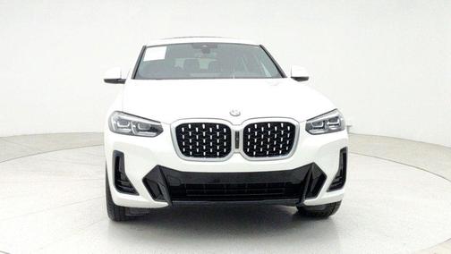 2022 BMW X4 xDrive30i