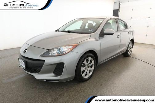 2013 Mazda Mazda3 i Sport
