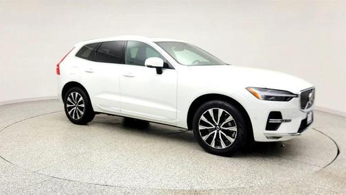Crystal White Metallic 2023 Volvo XC60 B5 Plus Bright Theme