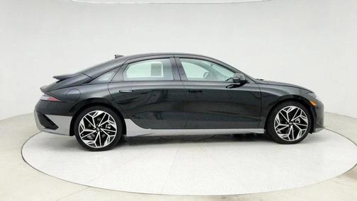 2023 Hyundai IONIQ 6 Limited