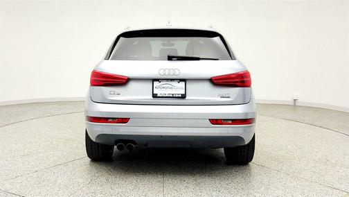 Florett Silver Metallic 2018 Audi Q3 2.0T Sport Premium