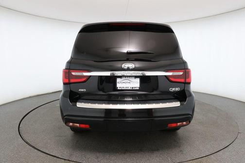 2024 INFINITI QX80 SENSORY AWD